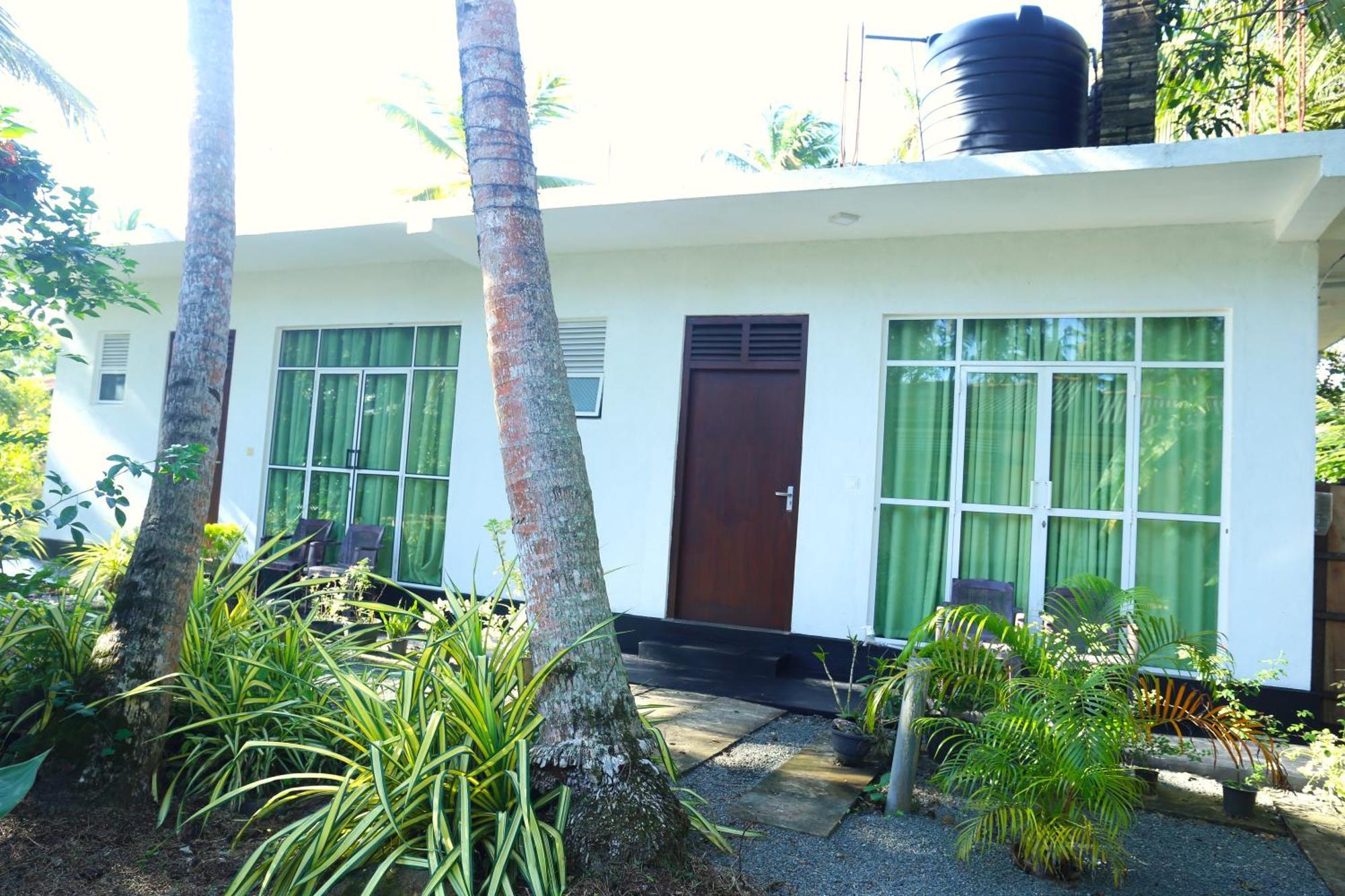 Sandy Palms Guesthouse 히카두와 외부 사진