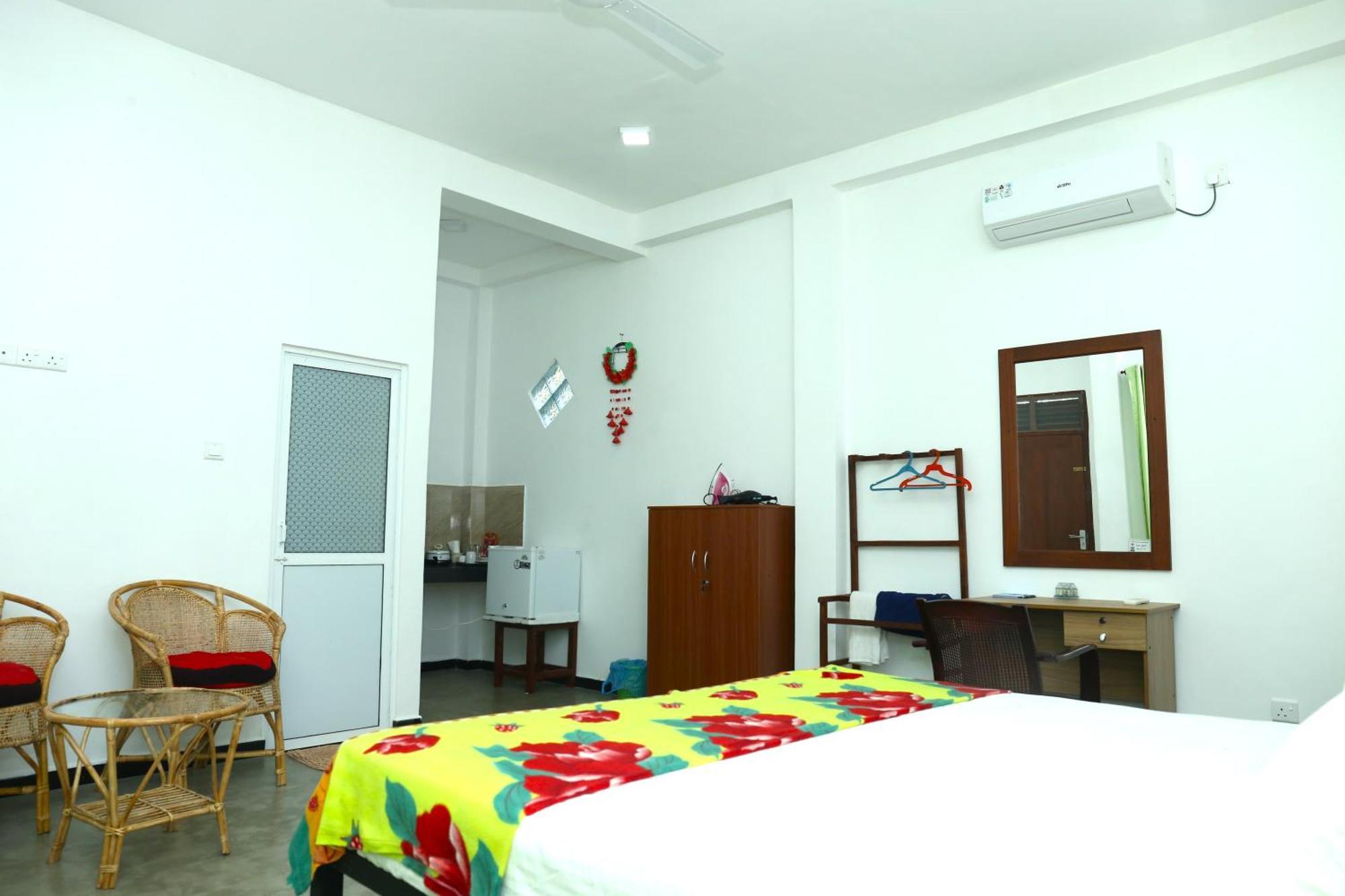 Sandy Palms Guesthouse 히카두와 외부 사진